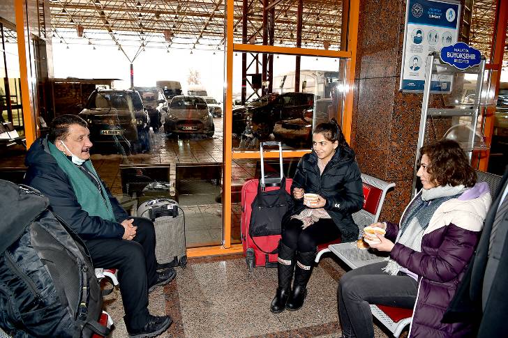 Malatya’da misafir edilen yolculara MAŞTİ’de sıcak çorba ikramında bulunuldu.