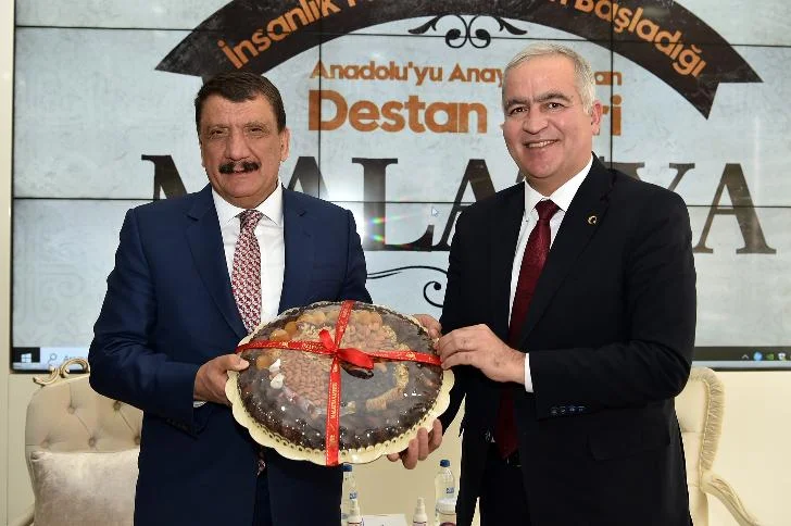 Başkan Gürkan, “Bakanlığımızla birlikte Malatya’da güzel işler yapıyoruz”