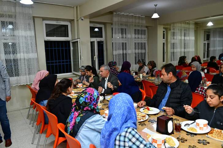 Sahurun Bereketini Öğrencilerimizle Birlikte Paylaştık
