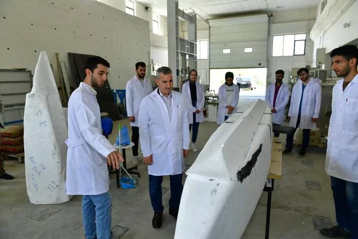 Geleceğin Teknolojilerini Geliştiren Öğrencilerimize Tam Destek Veriyoruz