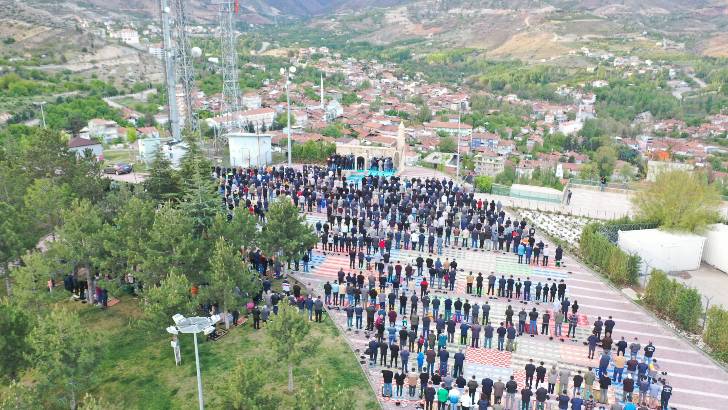 Bayramlarımız Birliktir, Hoşgörüdür, Paylaşmak ve Dayanışmadır