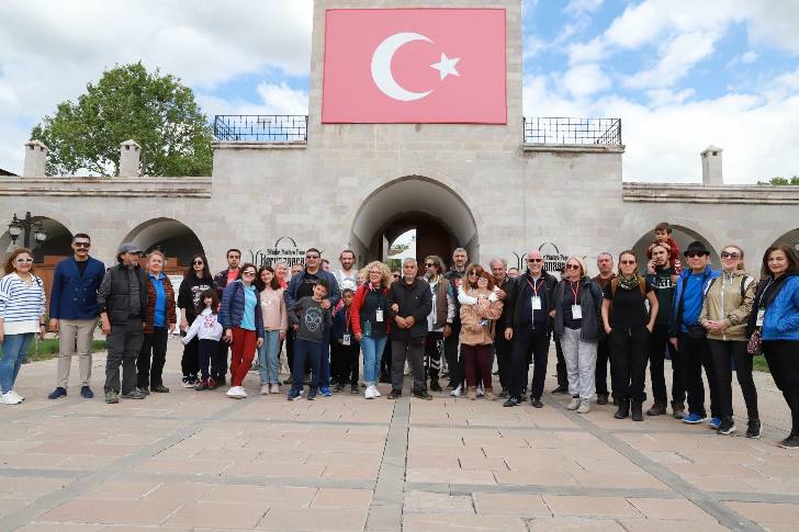 Karavan tutkunları, Medeniyetin Kalbi Battalgazi’de tarihi bir yolculuğa çıktı.