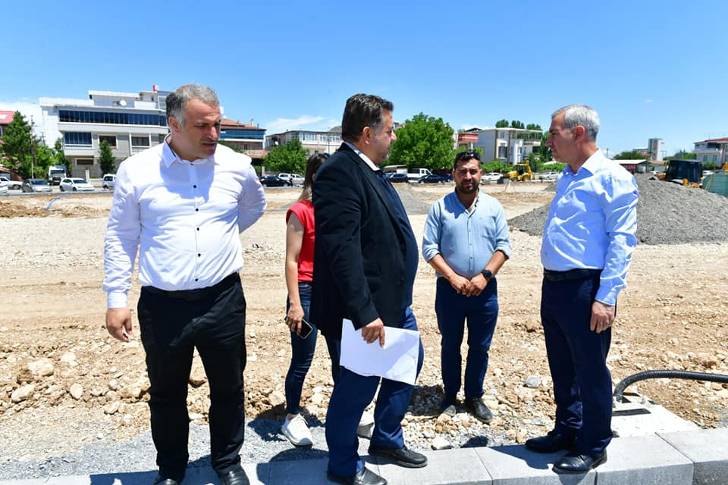 “Karakavak ile Bostanbaşı’nın Cazibesini Artıracak Dev Bir Park Alanı Kuruyoruz”