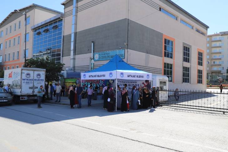 Başkan Güder’den , Liselere Geçiş Sınavı’na (LGS) giren öğrencilere Destek Ziyareti