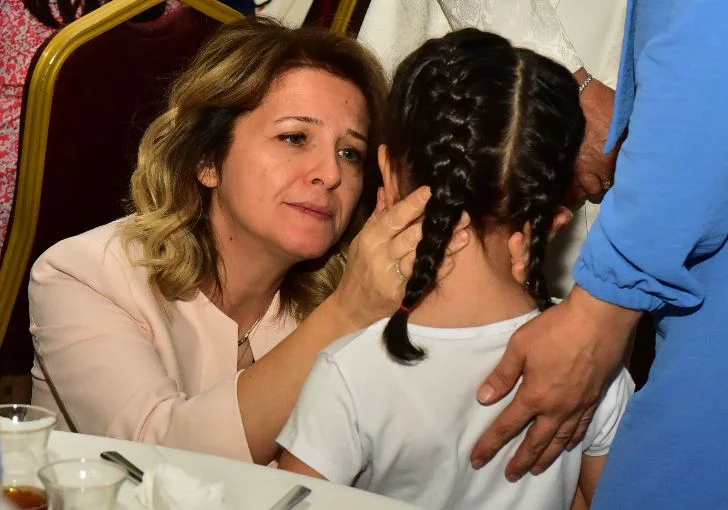 Vali Hulusi Şahin’in eşi Malatya Gönül Elçileri Temsilcisi Ebru Şahin, Koruyucu ailelerle kahvaltı programında buluştu.