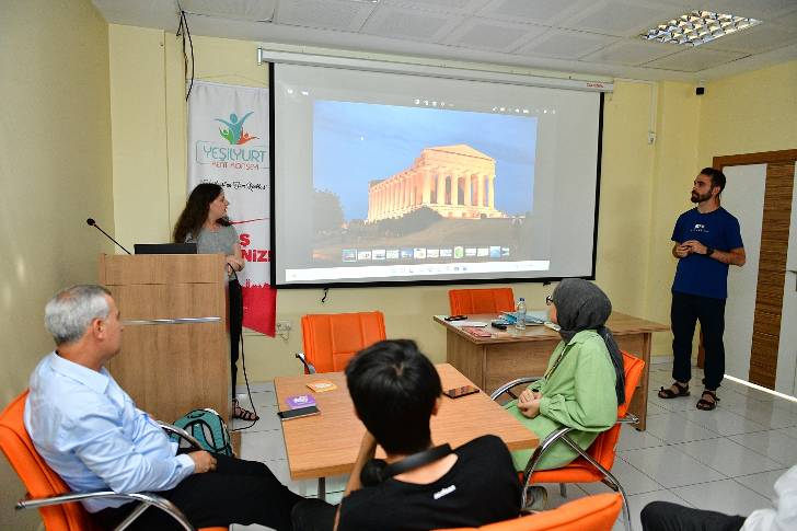 Yabancı Dil Öğrenmek, Yenilikleri ve Farklılıkları Tanımak İçin Büyük Bir Fırsattır