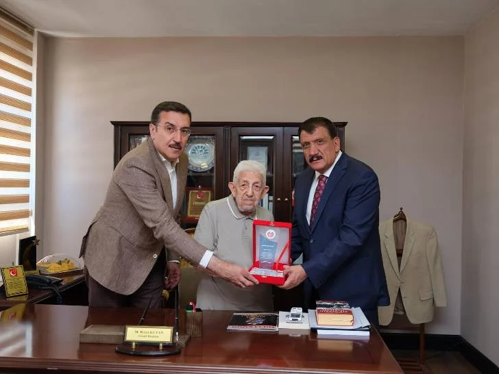 2. Geleneksel Kernek Onur Ödülü Racai Kutan’a Verildi