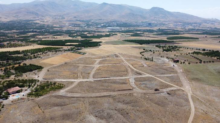 Battalgazi Belediyesi, Bağtepe Mahallesi’ndeki 74 dönümlük alanda ‘Köy Yerleşke Alanı’ oluşturuyor.
