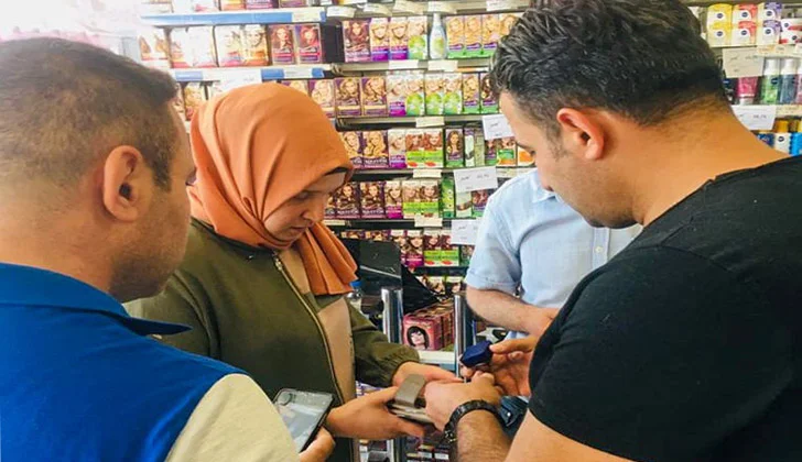 Esenlik Süper Market görevlisinden örnek davranış.
