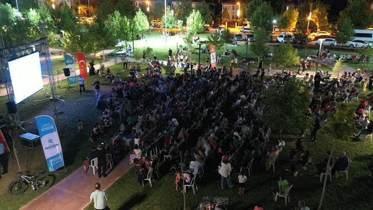 Beylerderesi Şehir Parkı, ‘Buz Devri’ Sinema Gösterimine Ev Sahipliği Yaptı