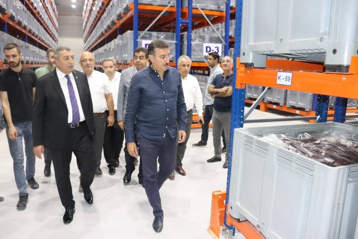 Tüfenkci Lisanslı Depoyu ziyaret etti