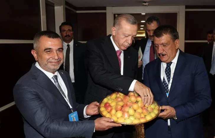 Malatya Büyükşehir Belediye Başkanı Selahattin Gürkan, Cumhurbaşkanı Recep Tayyip Erdoğan’ı Malatya’ya davet ettiklerini açıkladı.