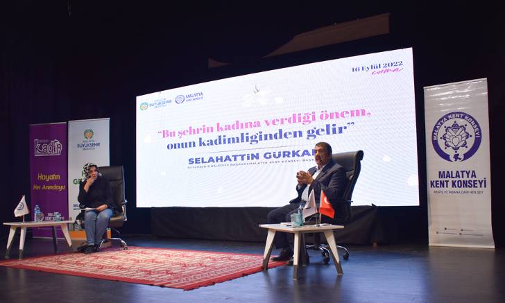 Malatya Kent Konseyi Kadın Meclisi organizasyonunda kadın STK temsilcilerinin katıldığı bir istişare toplantısı düzenlendi.