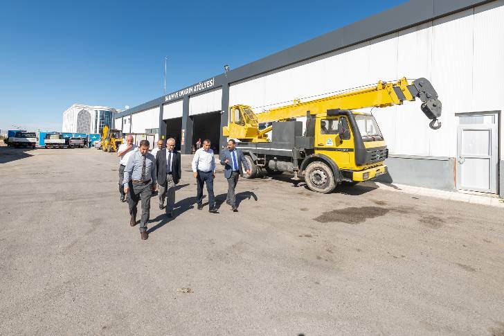 MASKİ Genel Müdürlüğü, araç ve iş makinelerinin Bakıına Devam Ediyor