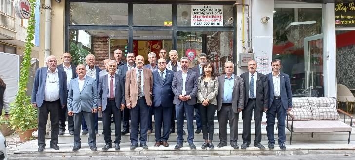 İl Başkanı Kiraz: “Muhtarlık Kanunu’nun olması gerekiyor”  Muhtarlardan CHP ‘ye övgü