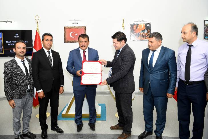 Büyükşehir, TSE tarafından ‘TS EN ISO 50001 Enerji Yönetim Sistemi Belgesi ile ödüllendirildi.