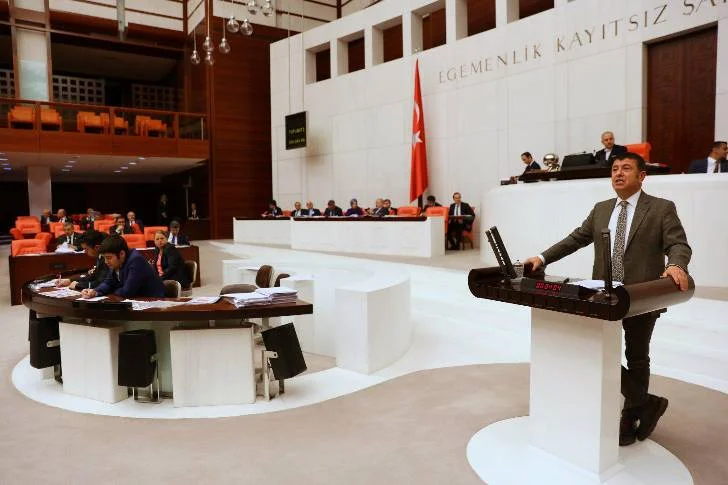 Veli Ağbaba, TBMM Genel Kurulunda yaptığı konuşmada, tuhaf ve ucuz ölümleri sıraladı