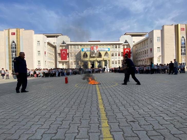 İtfaiye Daire Başkanlığı Begüm Kartal İlkokulu Eğitim