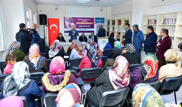 “Kadınlarımızın Bilinçli ve Bilgili Olması, Toplumsal Gelişmeyi Hızlandıracak”