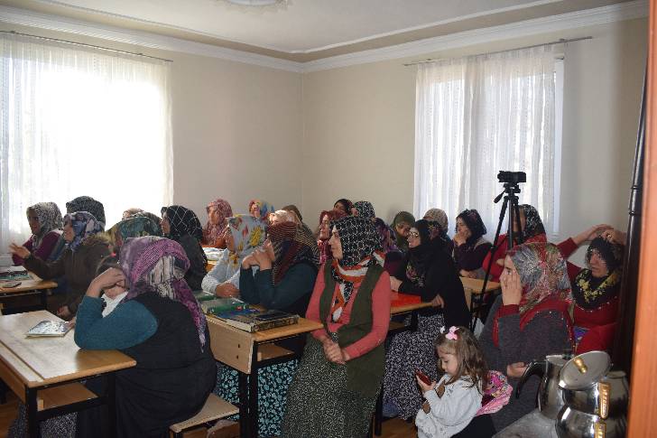 Malatya Kent Konseyi Kadın Meclisi “Teknoloji Bağımlılığı” Konferansı Düzenledi