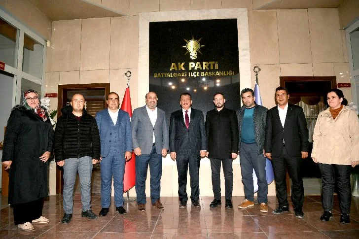 Başkan Gürkan, AK Parti Battalgazi İlçe Başkanlığını Ziyaret Etti