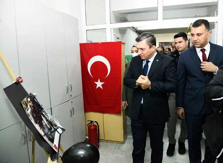 “17 Şehit 17 Sınıf Binlerce Gönül” Projesi