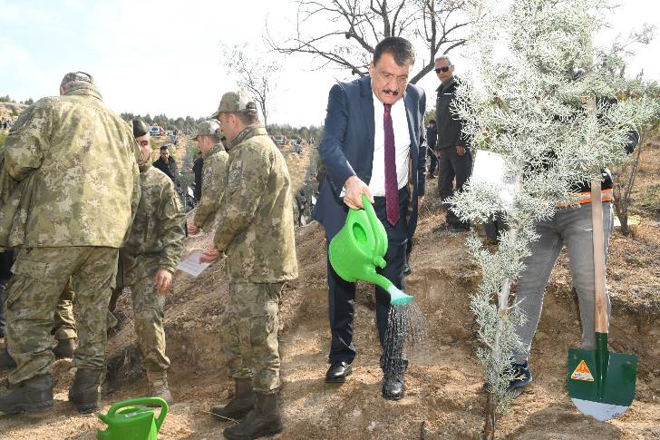 Türkiye Yüzyılına Nefes İçin Fidan Dikildi