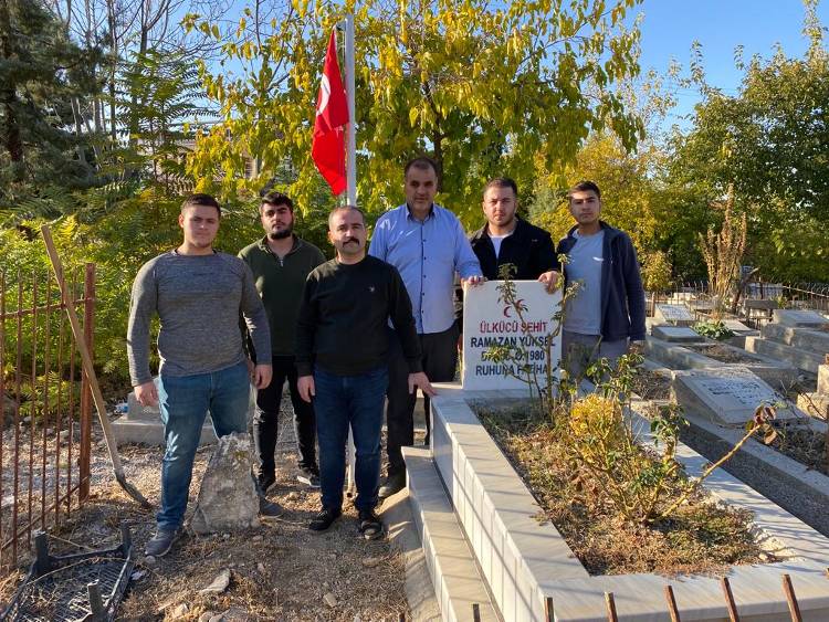 Malatya Ülkü Ocaklarından “HER ŞEHİDE BİR BAYRAK” Projesi