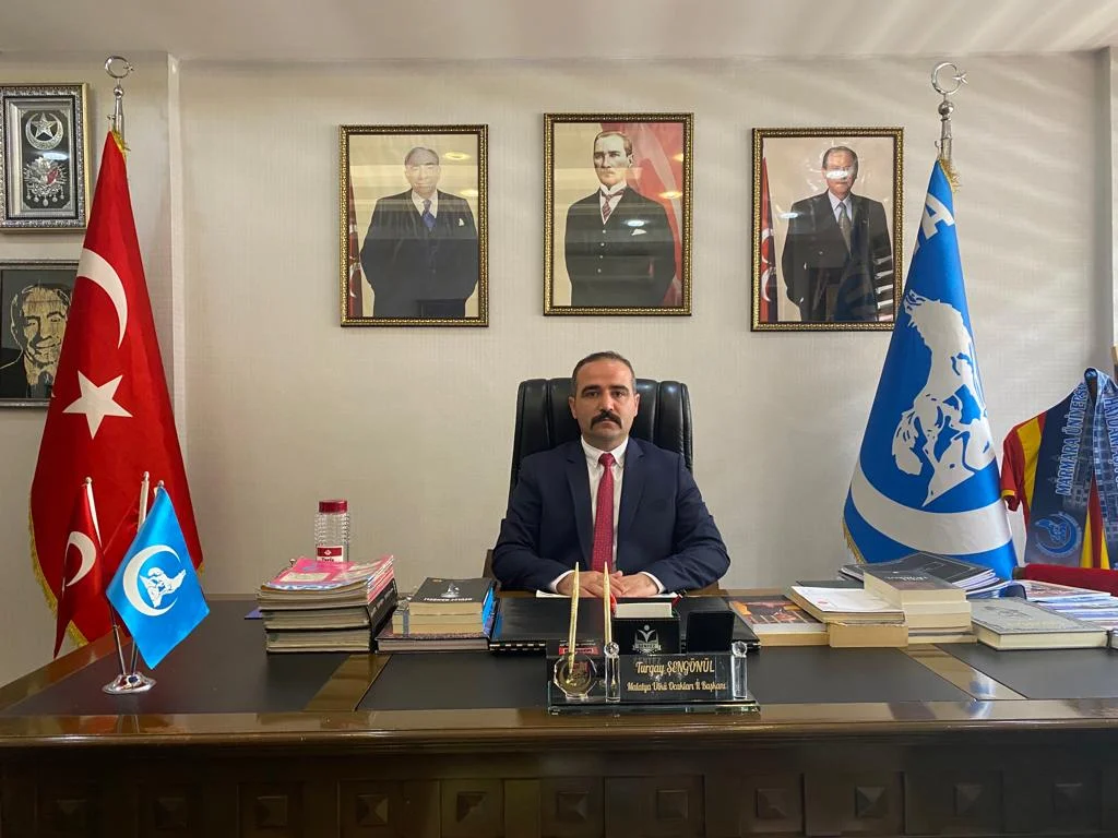 Başkan Şengönül: Öğretmenlik, bedeli hiçbir maddi karşılıkla ölçülmeyecek kadar saygın bir meslektir.