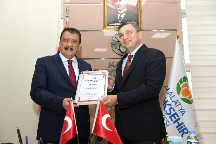 Pöçüklü Lahana Sarması (Nahna Köftesi) ve Simit Pilavı Tescillendi