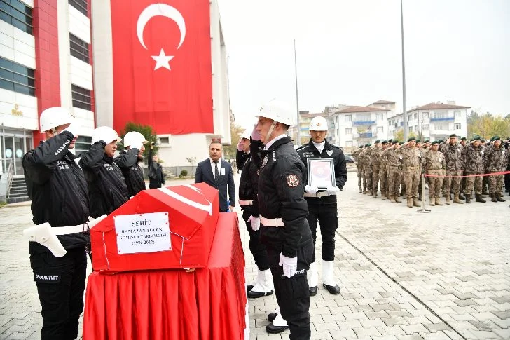 Şehit Kom. Yrd. Ramazan Tülek İçin Emniyet Müdürlüğünde Tören Düzenlendi.