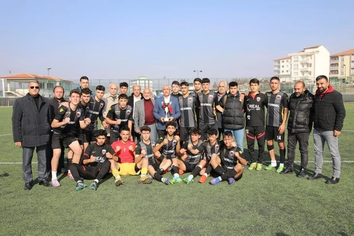 Battalgazi Belediye Başkanı Osman Güder, Malatya Şampiyonunu Tebrik Etti