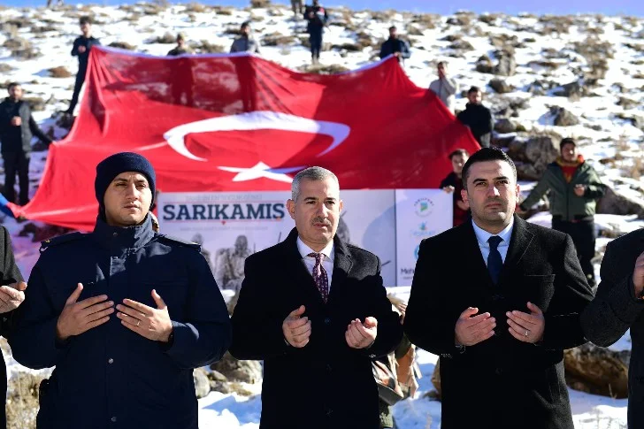 ‘Sarıkamış Şehitleri’ Yeşilyurt’ta Özel Bir Programla Yâd Edildi