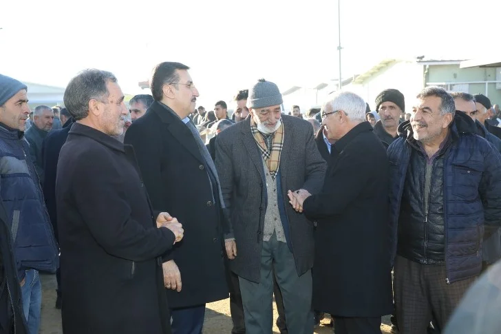 Battalgazi Belediye Başkanı Osman Güder, Her Daim Çiftçilerimizin ve Üreticilerimizin Yanındayız