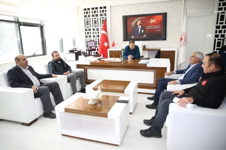 Başkan Güder ”Malatya’yı hep birlikte yeniden ayağa kaldıracağız”