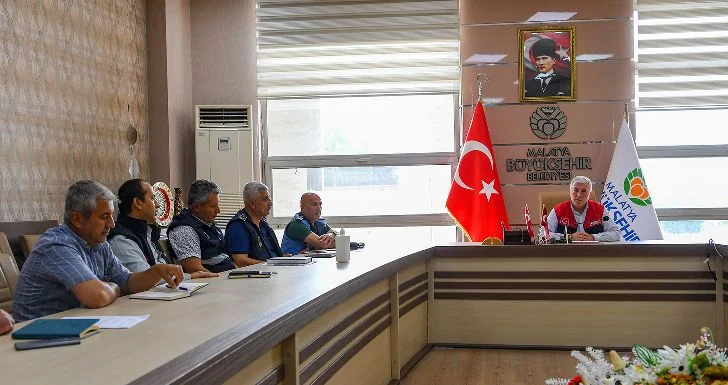 Kurban Bayramı öncesi Büyükşehir Belediyesi tarafından alınacak tedbirler görüşüldü