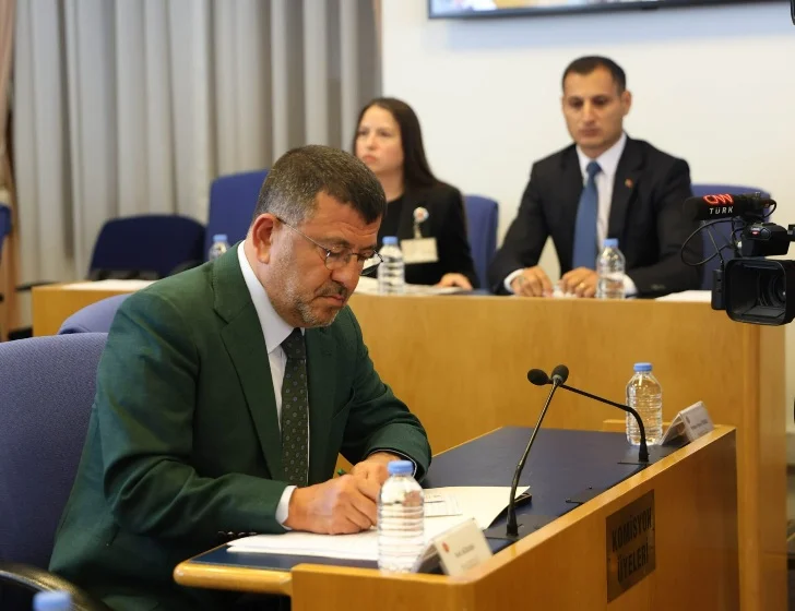 CHP Malatya Milletvekili Veli Ağbaba, “millî dolandırma paketi”