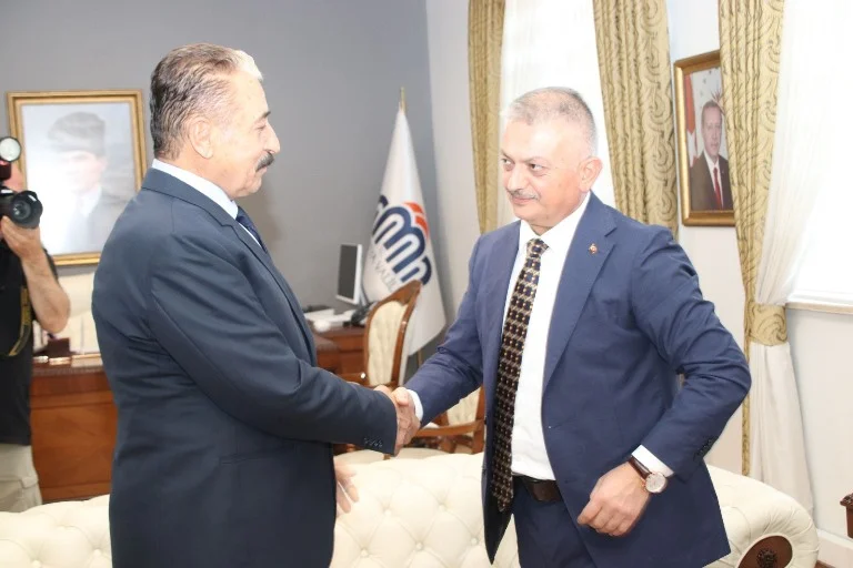 Keskin’den Vali Yazıcı’ya ve Genel Sekreter Okyay’a Hayırlı olsun Ziyareti