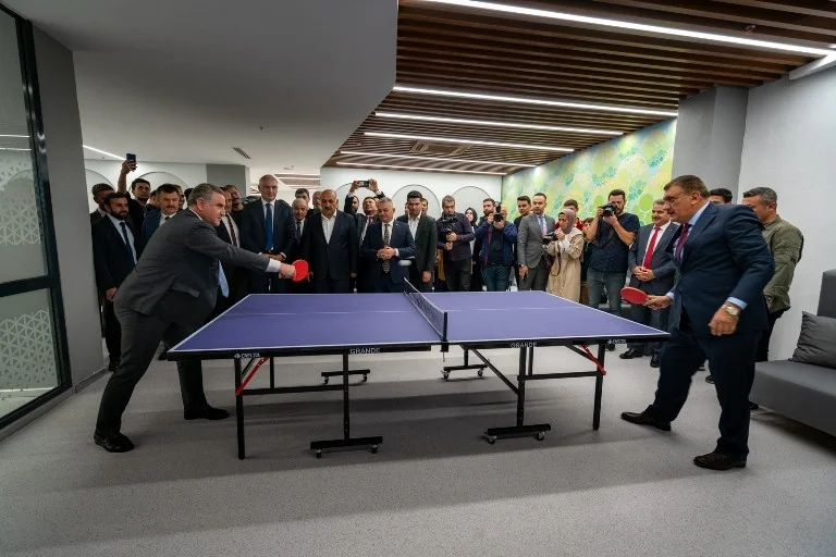 Malatya 100. Yıl İl Halk Kütüphanesinin açılışı gerçekleştirildi.