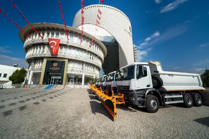 Büyükşehir Belediyesinin Araç Filosu Her Geçen Gün Güçleniyor