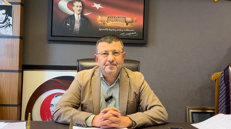 Ağbaba, son depremlerin ardından okullardaki hasar tespitlerinin yeniden yapılması gerektiğini  kaydetti.