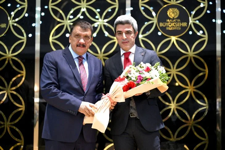 ‘6 Şubat Asrın Felaketi Günlerinde Bir Öğretmen Olarak Ben’ konulu Anı Yarışması ve ödül töreni düzenlendi.