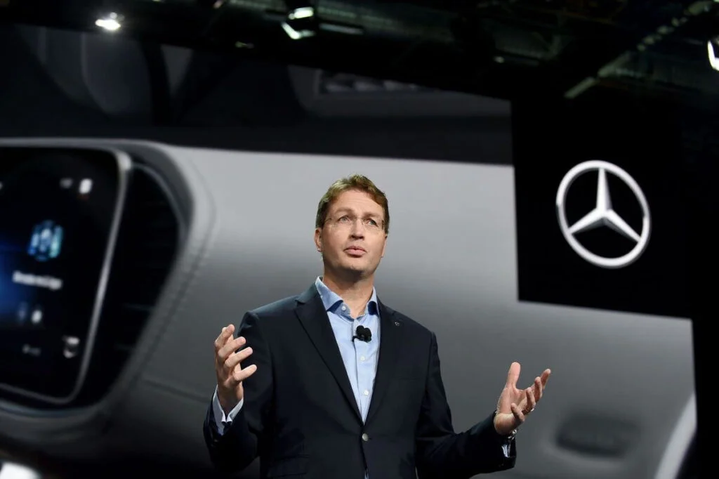 Mercedes Benz Ceo’su Ola Källenius ;İsrael’e Desteğini Açıkladı. Mercedes’e boykot çağrısı