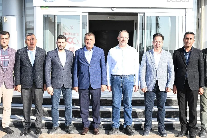 Malatya Çarşısının bulunduğu alanda incelemelerde bulundular.