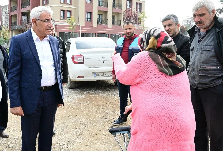 Battalgazi Belediye Başkanı Osman Güder, ilçe genelinde kentsel dönüşüme ağırlık vereceğini açıkladı.
