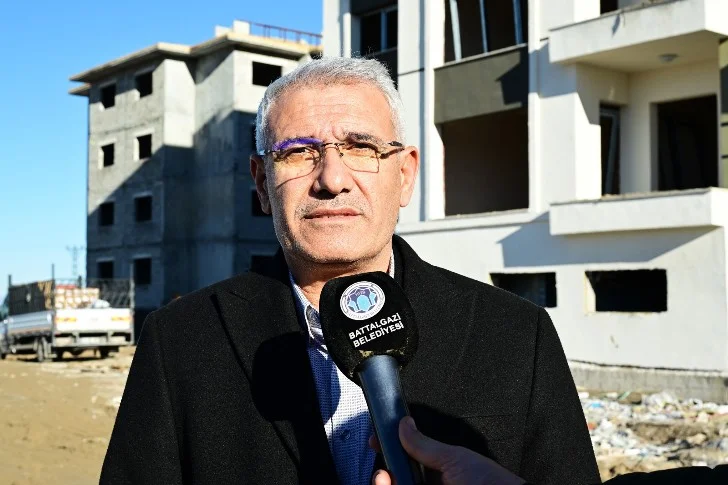 Başkan Güder: “Çarşı Merkezine 15 Bin Konut ve 5 Bin İş Yeri Yapılacak”