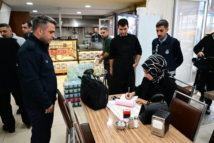Battalgazi Belediyesi Zabıta Ekipleri “Fiyat Etiketi Yönetmeliği” Denetiminde