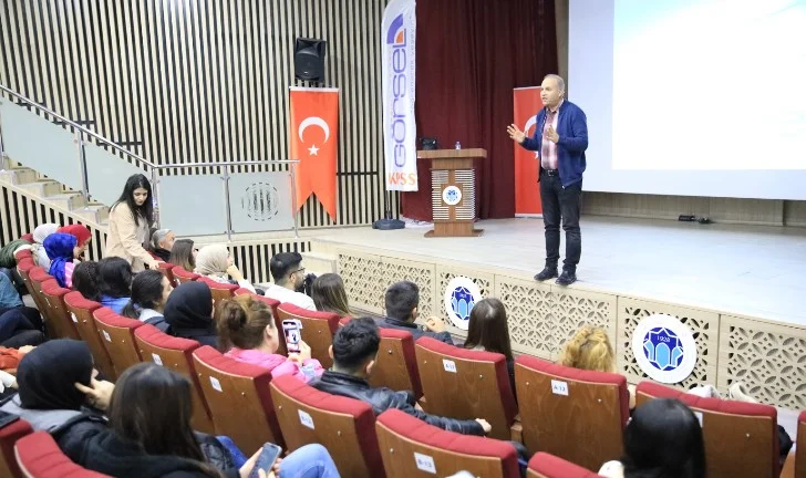 Battalgazi Belediyesi Tarafından Düzenlenen KPSS Tekrar Kampına Yoğun İlgi