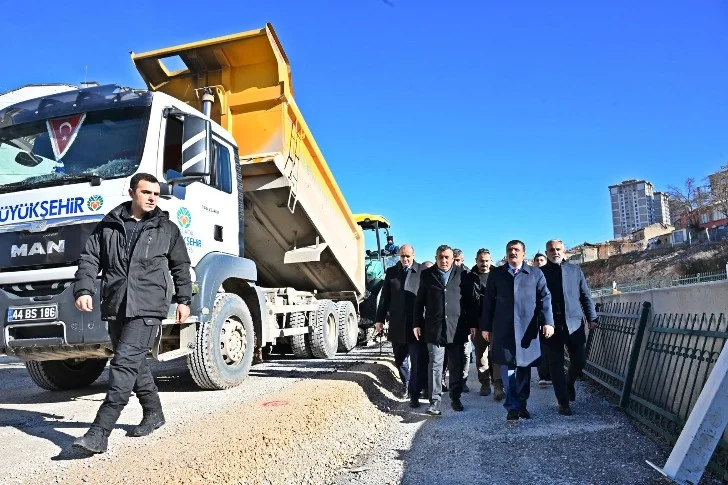 Güney Kuşak Yolu İncelemelerinde Bulunan Başkan Gürkan: “Gelecek Yüz Yıllara Hitap Edecek Yeni Yollar Açtık”