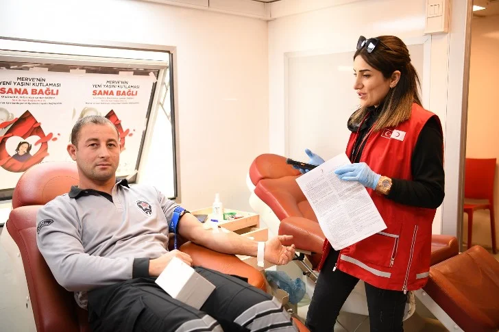 Yeşilyurt Belediyesi Personeli Kan Bağışında Bulundu